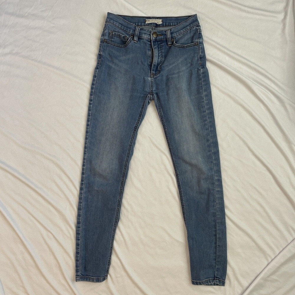 Free People Women Sz 24 , 26 Inseam Medium Wash Denim Skinny Jeans